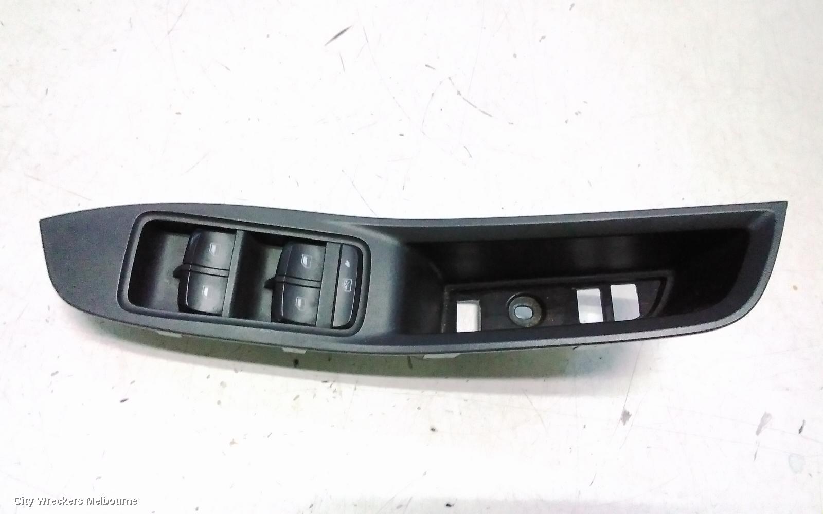 MG ZS PWR DR WIND SWITCH, RH FRONT (MASTER SWITCH), AZS1, 09/2017 ONWARDS