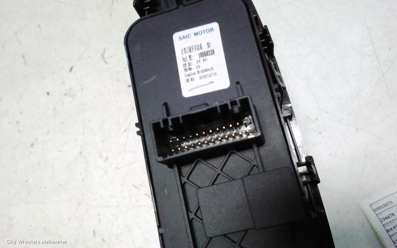 MG ZS PWR DR WIND SWITCH, RH FRONT (MASTER SWITCH), AZS1, 09/2017 ONWARDS