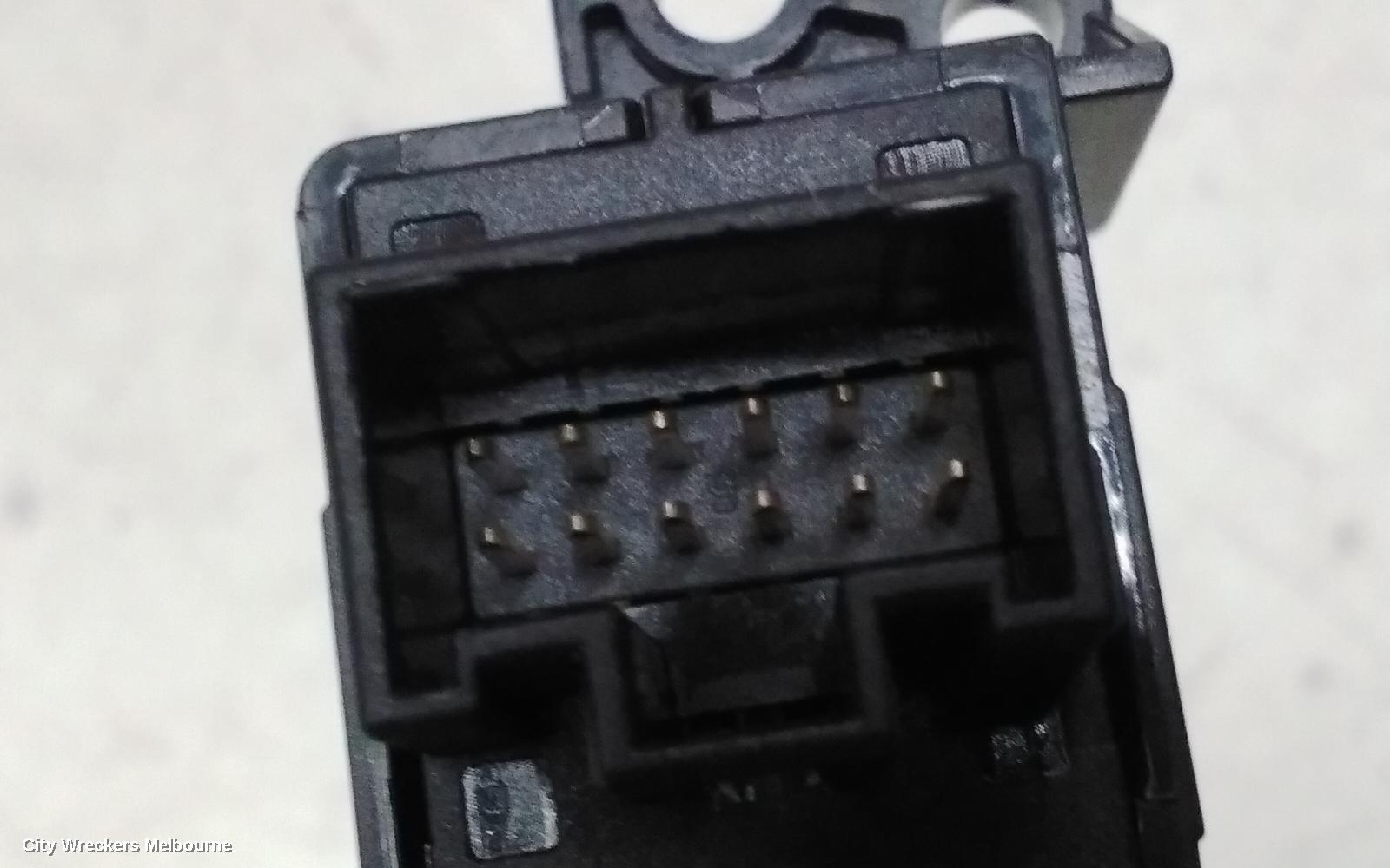 MG HS COMBINATION SWITCH, ELEC PARK SWITCH, SAS23, 09/2019 - 12/2024