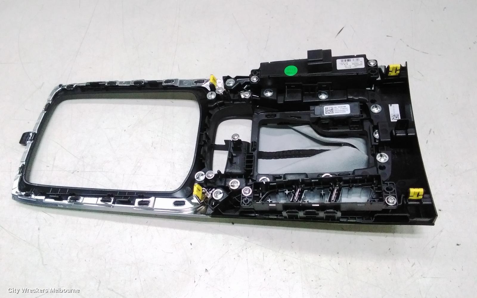 MG HS TRIM PANEL, SAS23, 08/2019 - 12/2024