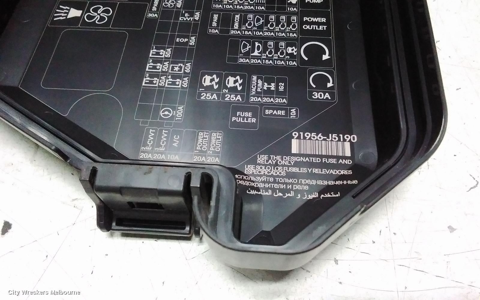 KIA STINGER FUSE BOX, ENGINE BAY, PETROL, 2.0, CK, 06/2017 - 04/2023