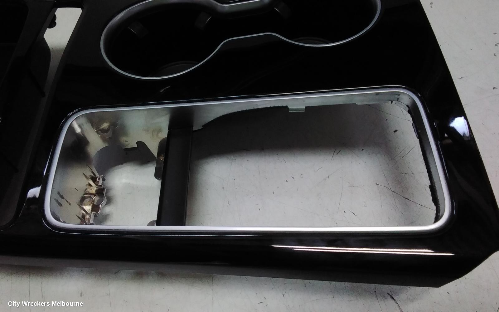 KIA STINGER TRIM PANEL, CK, 06/2017 - 04/2023