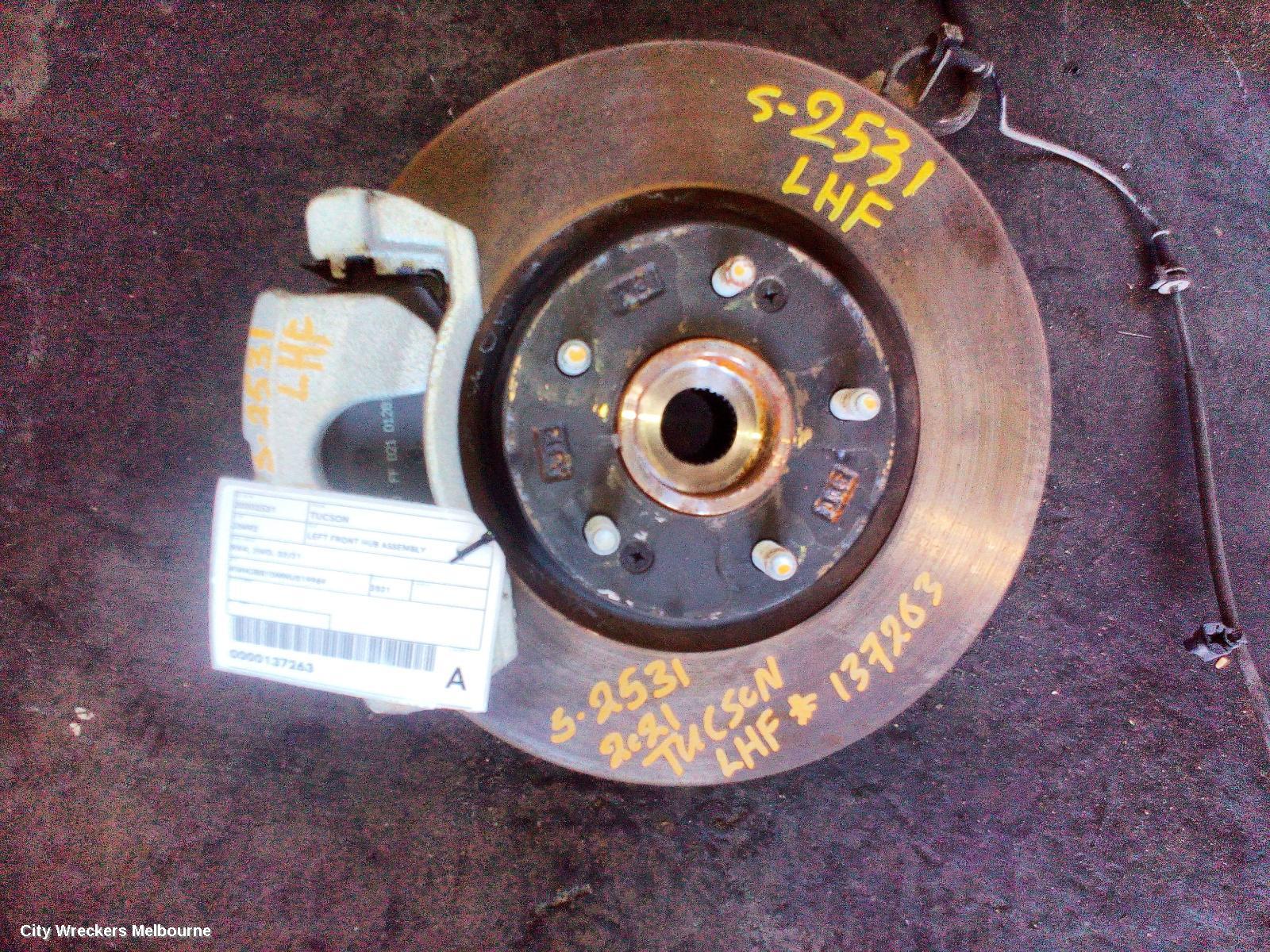 HYUNDAI TUCSON LEFT FRONT HUB ASSEMBLY, NX4, 2WD, 02/2021 ONWARDS