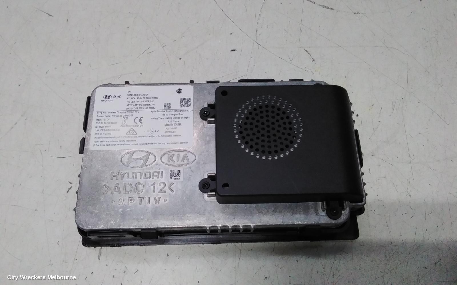 HYUNDAI TUCSON, NX4, WIRELESS CHARGING INDICATOR (IN FRONT OF CENTER CONSOLE), 02/2021 ONWARDS, MOBIL CHRGER : 137280