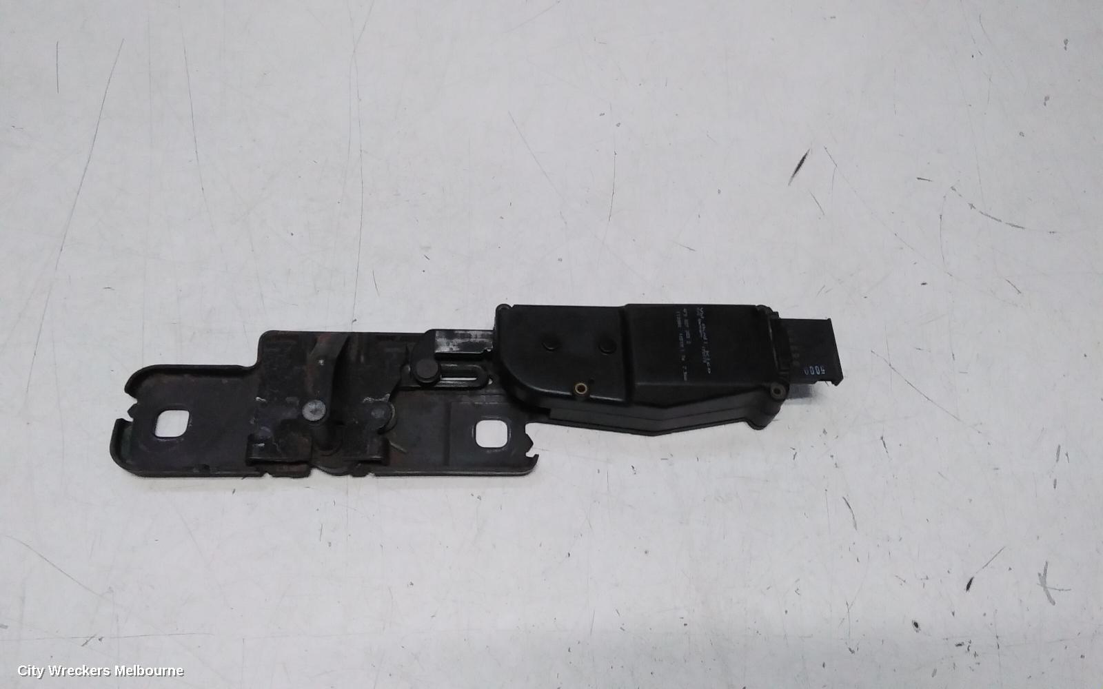 AUDI Q7 DOOR/BOOT/GATE LOCK, TAILGATE LOCK, 4L, 10/2009 - 08/2015