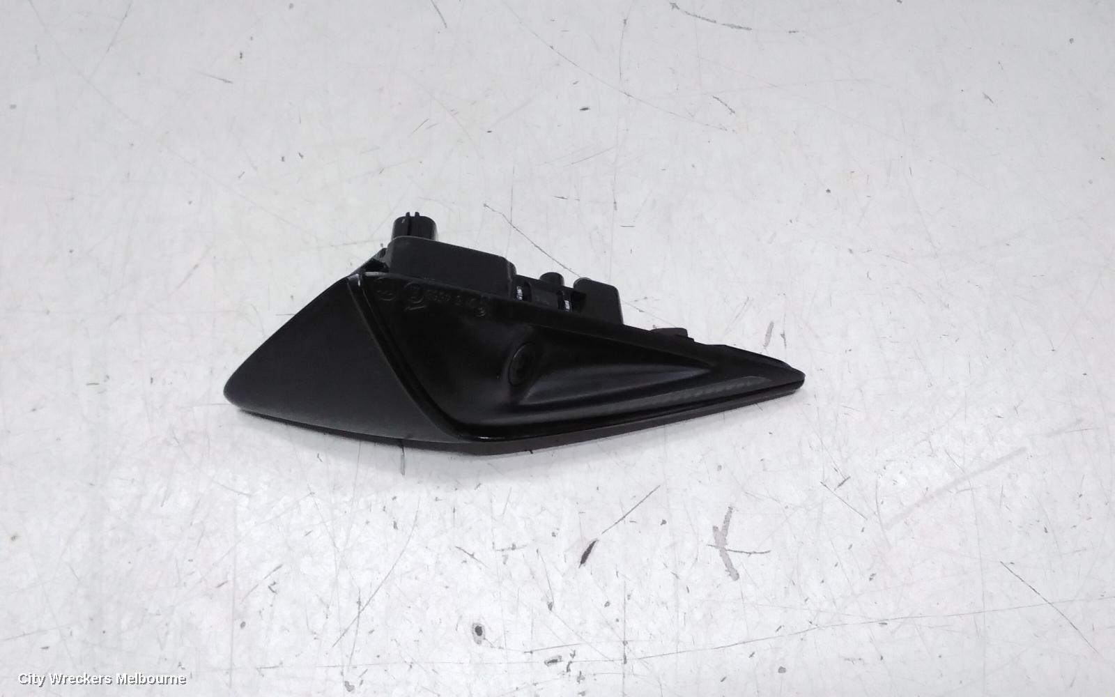 TESLA MODEL Y REVERSE CAMERA, 1ST GEN, SIDE CAMERA (RH GUARD), 03/2022 ONWARDS