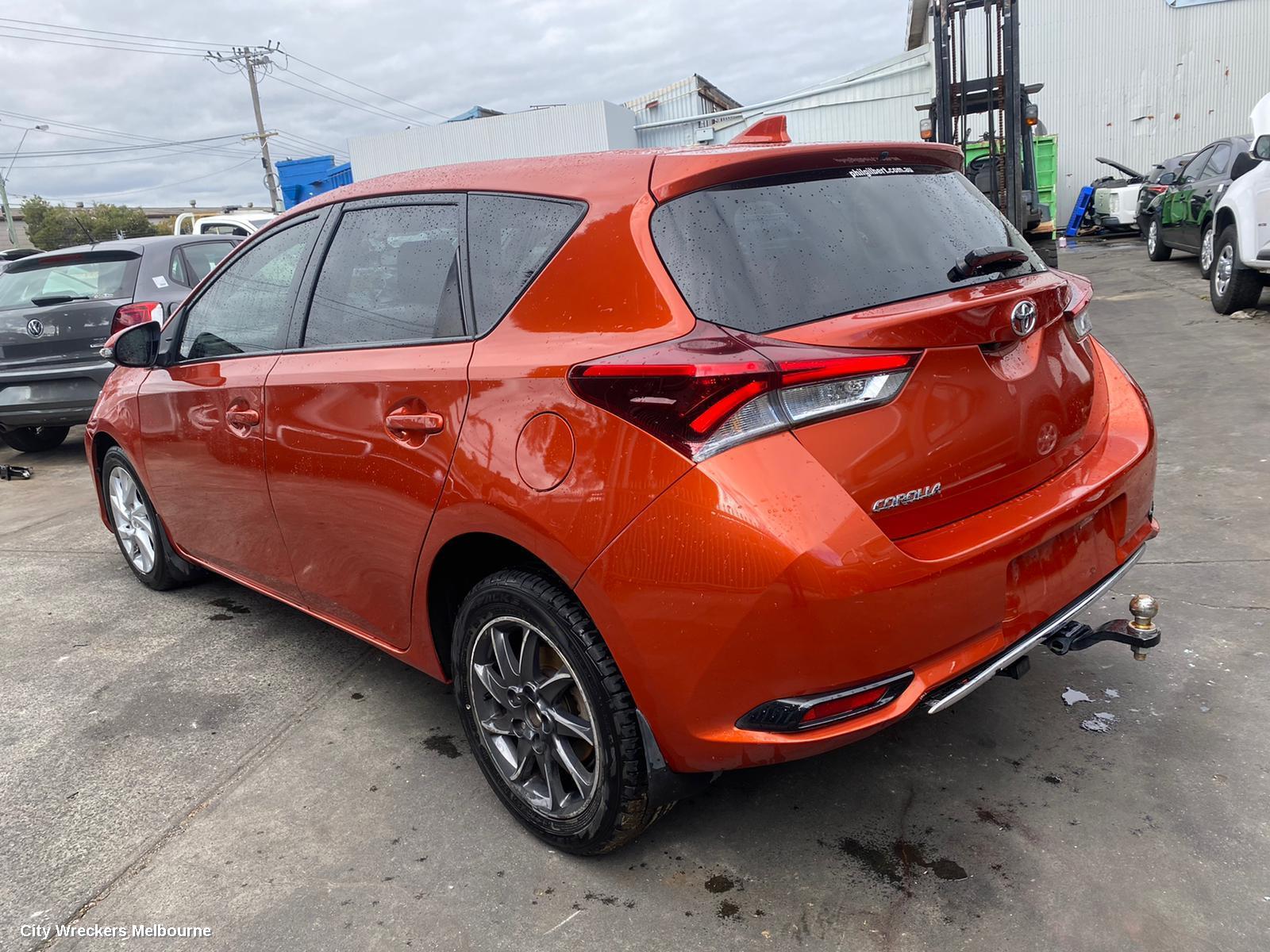TOYOTA COROLLA RIGHT TAILLIGHT, ZRE182R, HATCH, 03/2015 - 06/2018