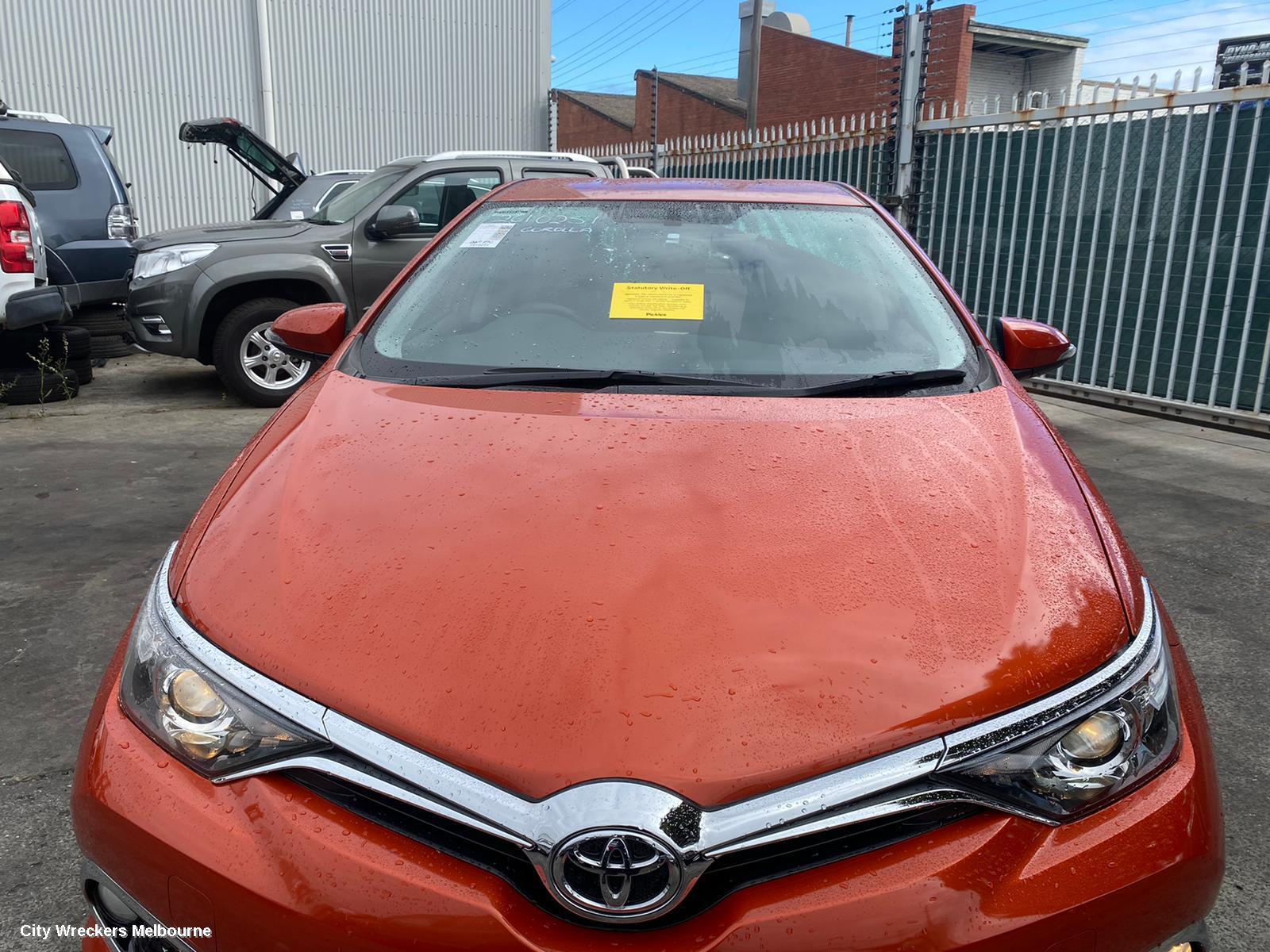TOYOTA COROLLA RIGHT TAILLIGHT, ZRE182R, HATCH, 03/2015 - 06/2018