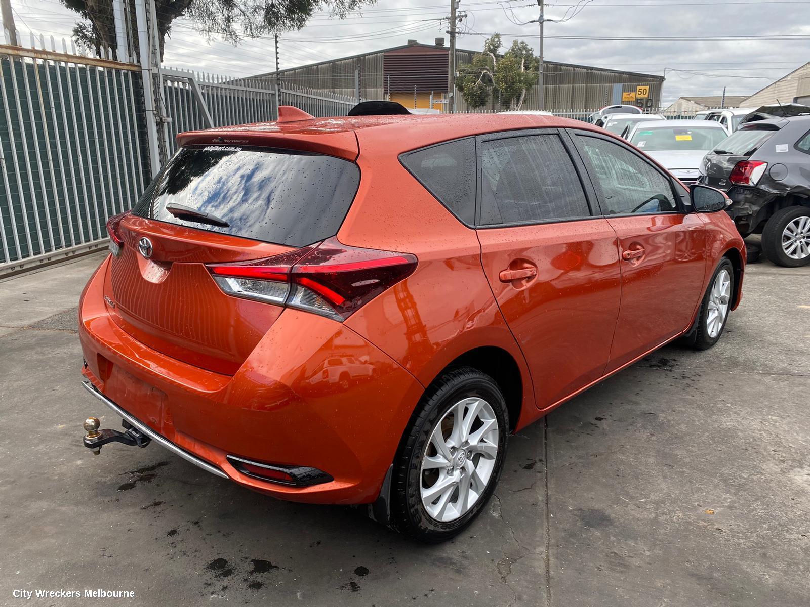 TOYOTA COROLLA RIGHT TAILLIGHT, ZRE182R, HATCH, 03/2015 - 06/2018