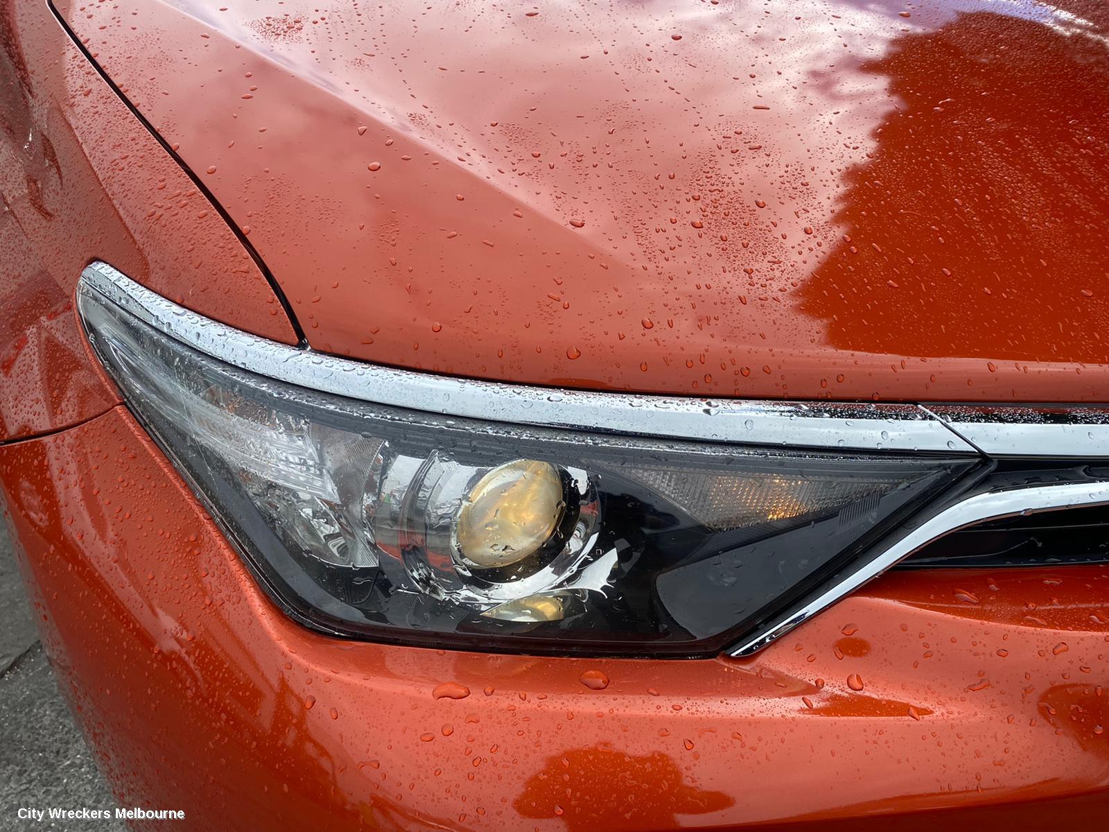 TOYOTA COROLLA RIGHT TAILLIGHT, ZRE182R, HATCH, 03/2015 - 06/2018