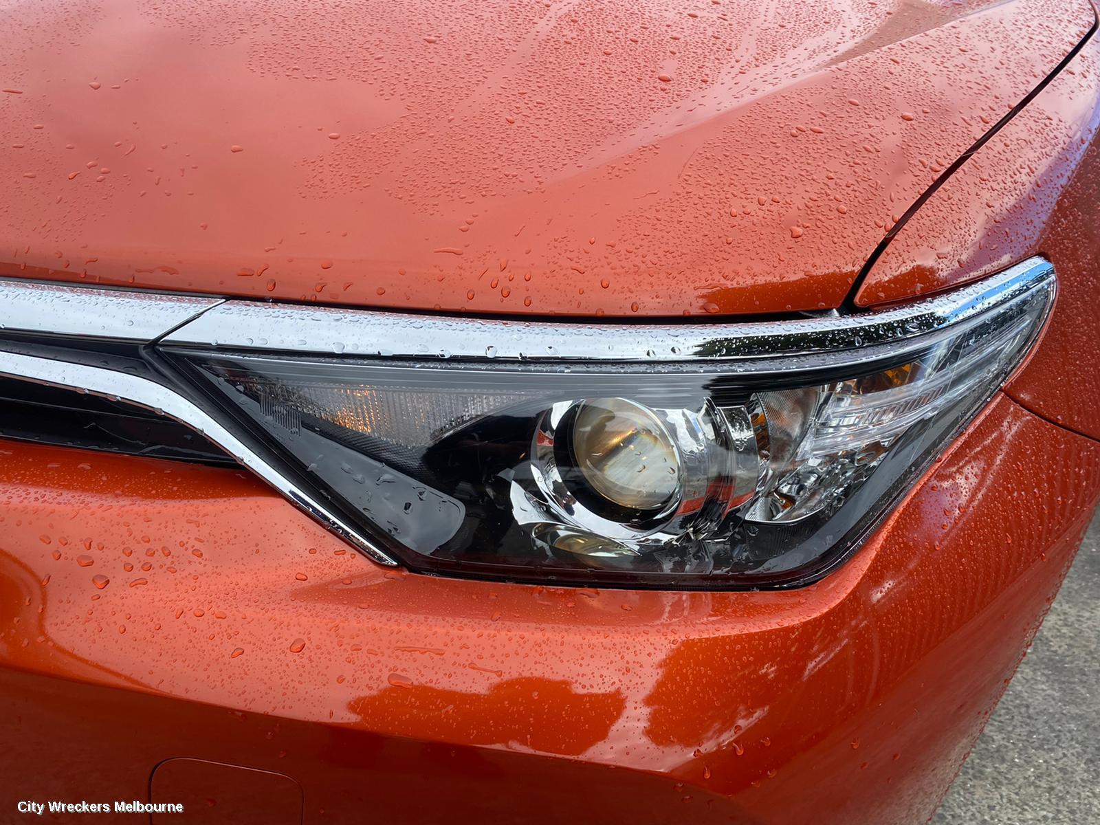 TOYOTA COROLLA RIGHT TAILLIGHT, ZRE182R, HATCH, 03/2015 - 06/2018
