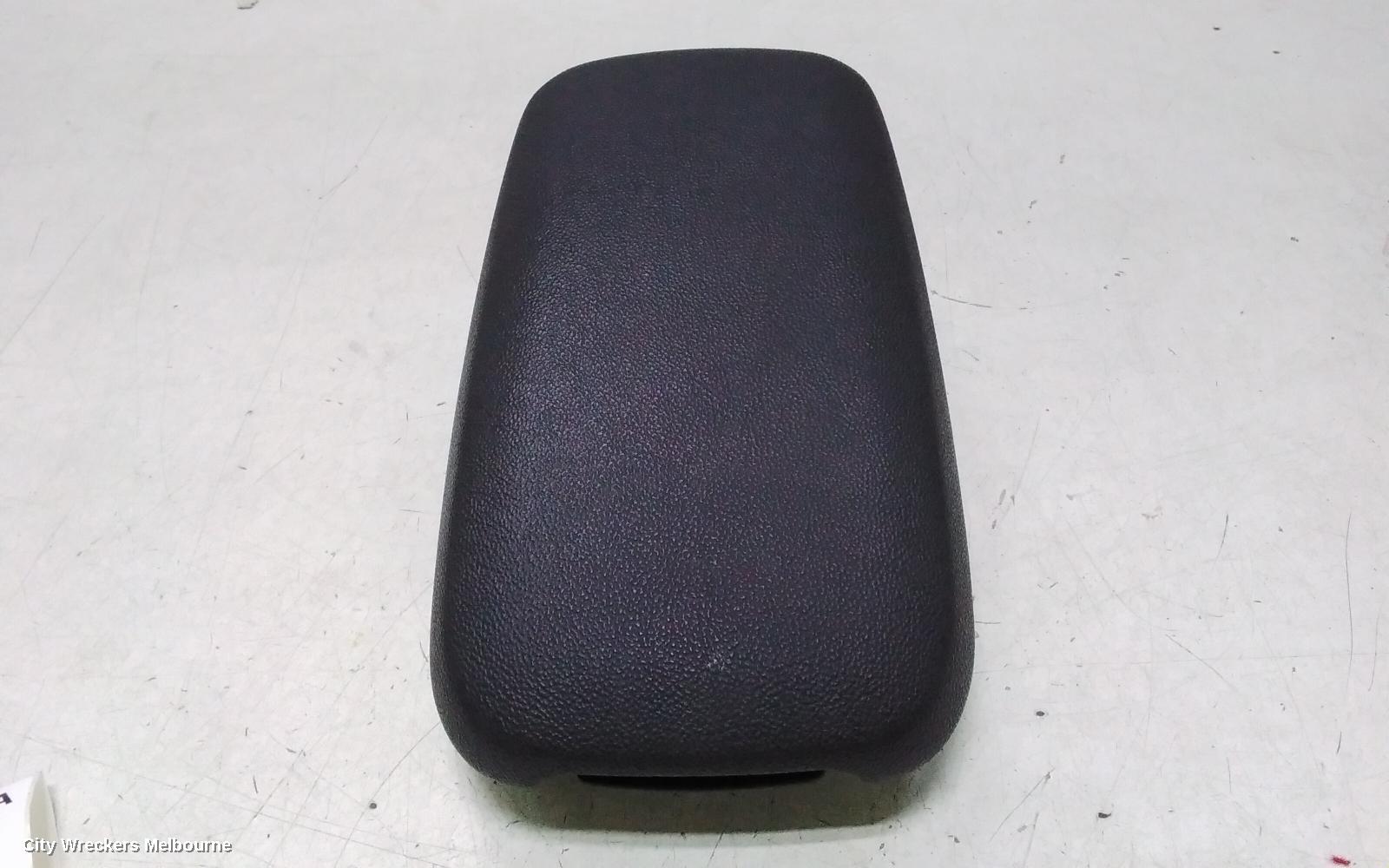 KIA CERATO CONSOLE, CONSOLE LID ONLY, BD, 04/2018 - 09/2024