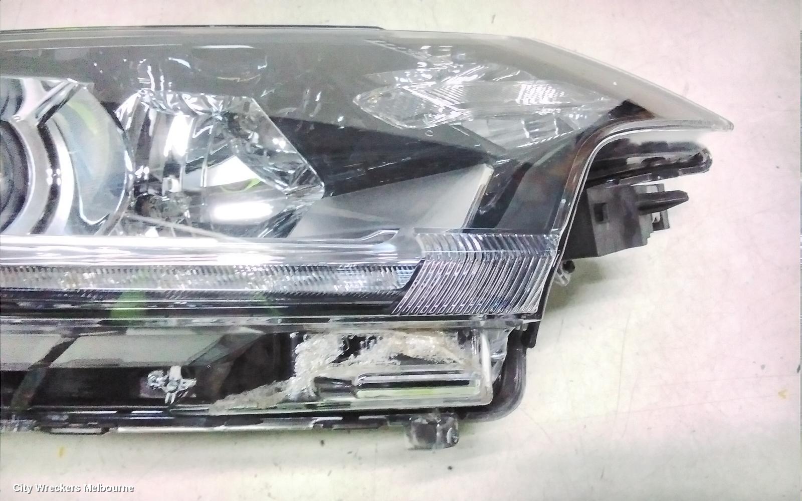 MITSUBISHI OUTLANDER RIGHT HEADLAMP, ZK-ZL, HALOGEN TYPE, 04/201507/2021