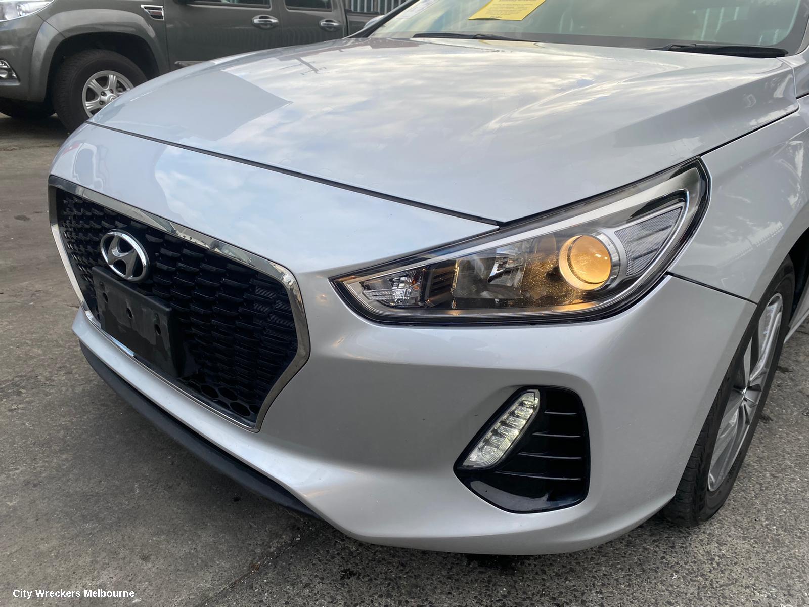 HYUNDAI I30 LEFT FRONT DOOR WINDOW, PD, HATCH, 03/2017 ONWARDS