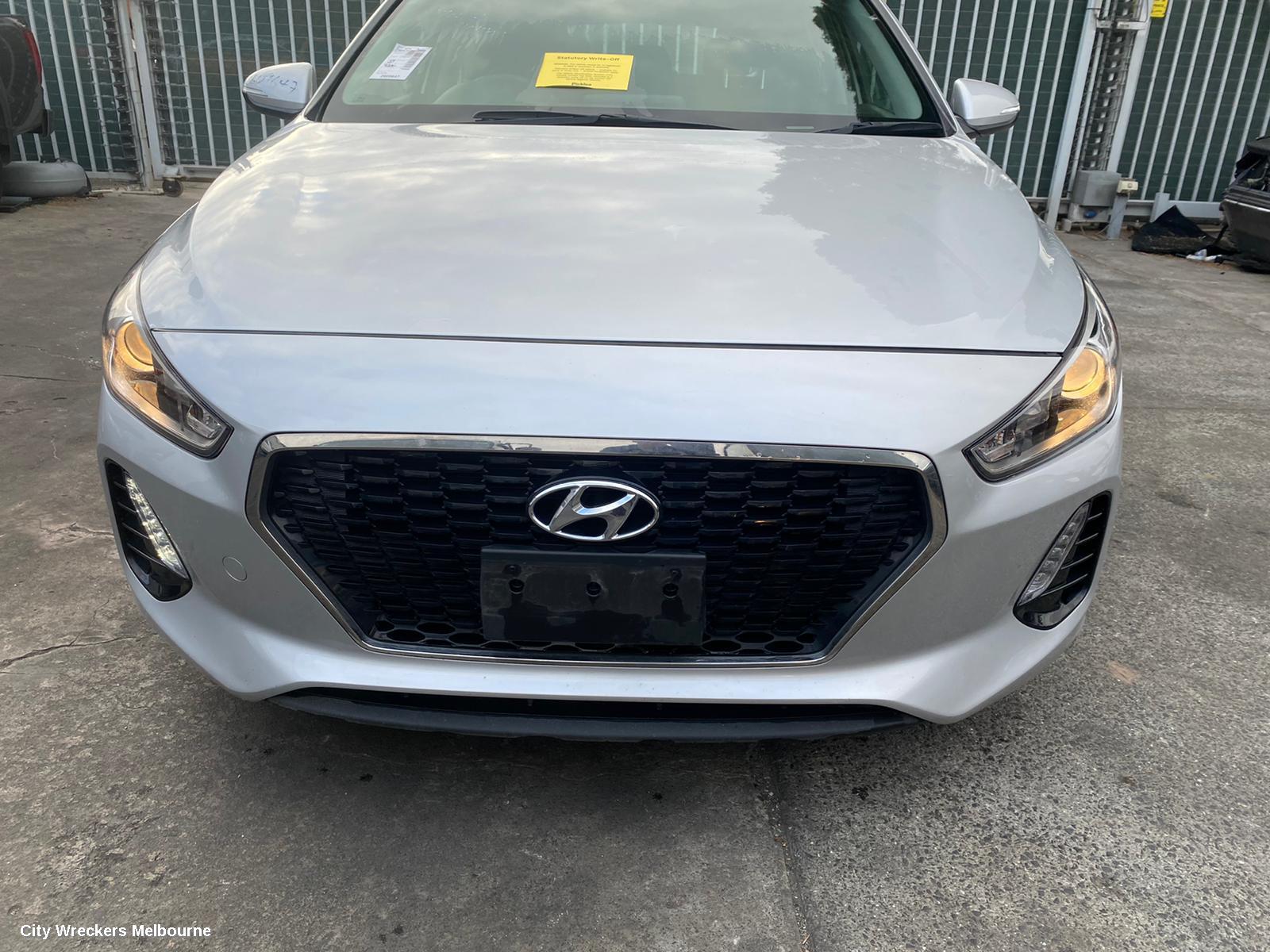 HYUNDAI I30 LEFT FRONT DOOR WINDOW, PD, HATCH, 03/2017 ONWARDS