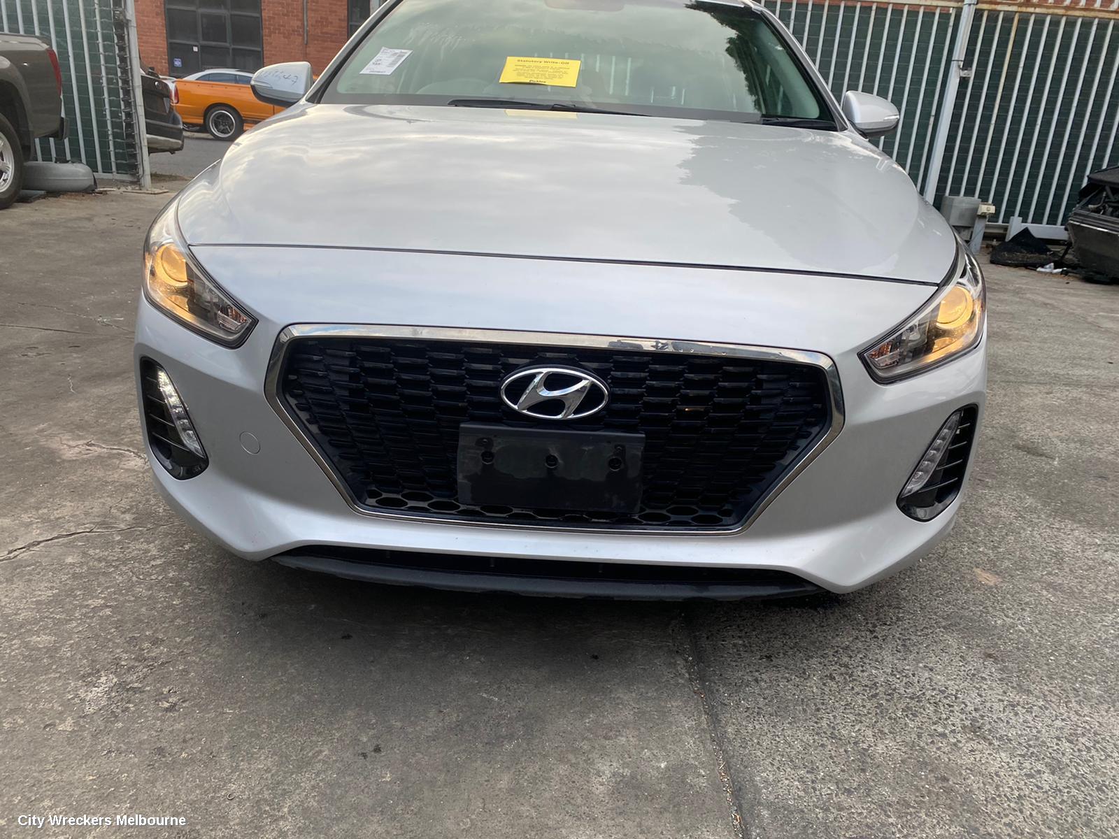 HYUNDAI I30 LEFT FRONT DOOR WINDOW, PD, HATCH, 03/2017 ONWARDS