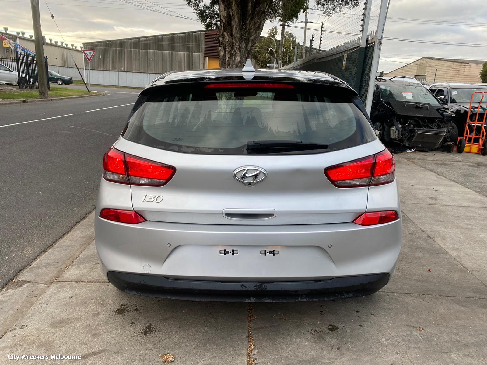HYUNDAI I30 LEFT FRONT DOOR WINDOW, PD, HATCH, 03/2017 ONWARDS