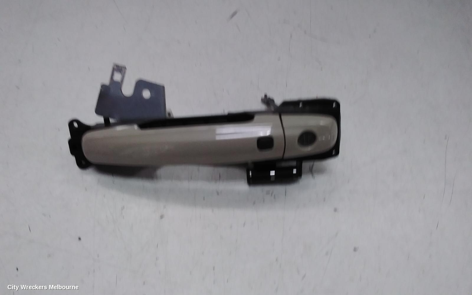 SUZUKI VITARA DOOR HANDLE, RH FRONT, OUTER, VITARA, LY (VIN TSM), 06/2015 ONWARDS
