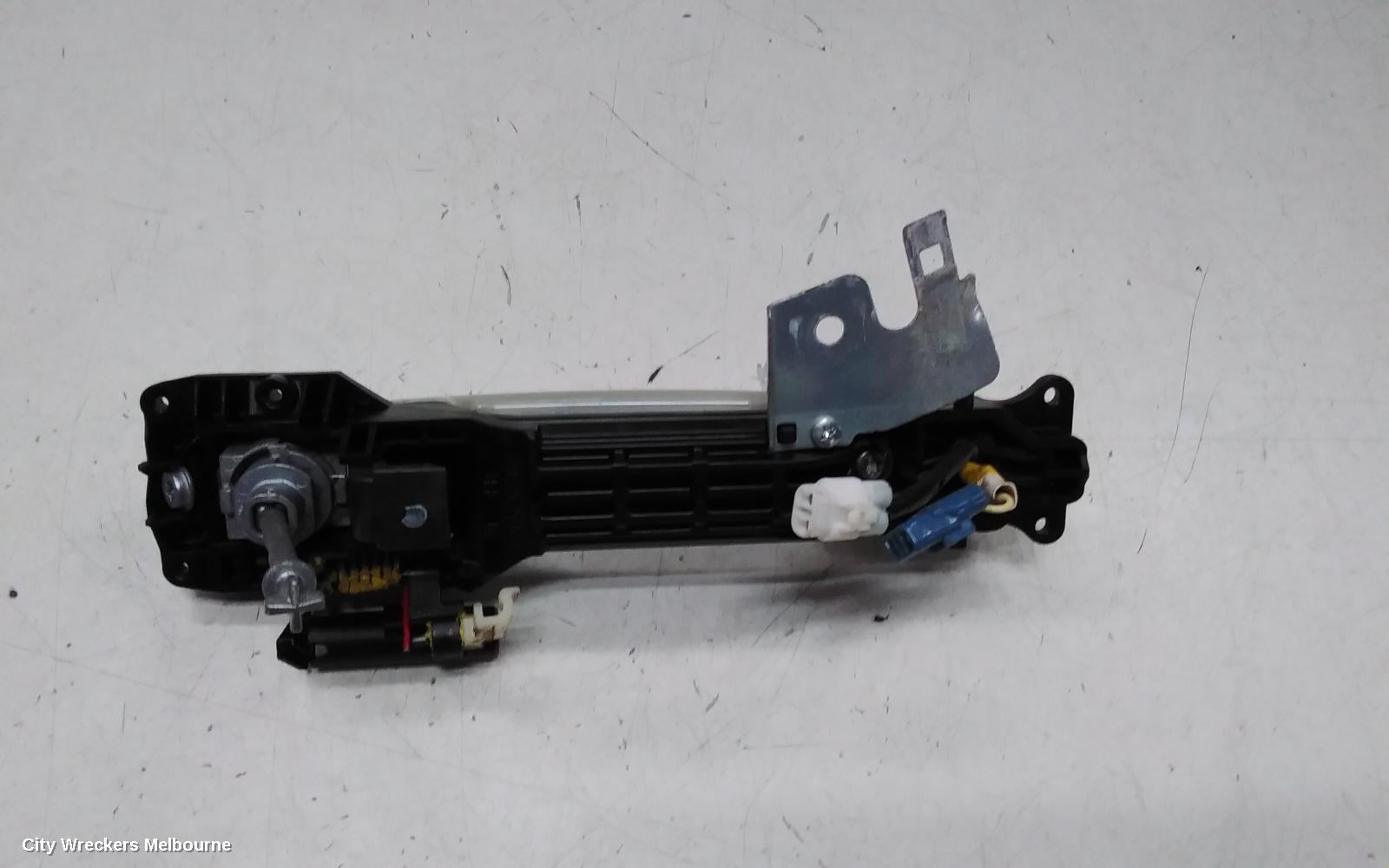 SUZUKI VITARA DOOR HANDLE, RH FRONT, OUTER, VITARA, LY (VIN TSM), 06/2015 ONWARDS
