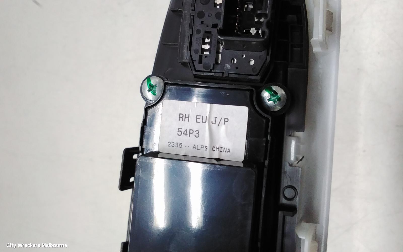 SUZUKI VITARA PWR DR WIND SWITCH, RH FRONT (MASTER SWITCH), W/ POWER FOLD TYPE, VITARA, LY (VIN TSM), 06/2015 ONWARDS