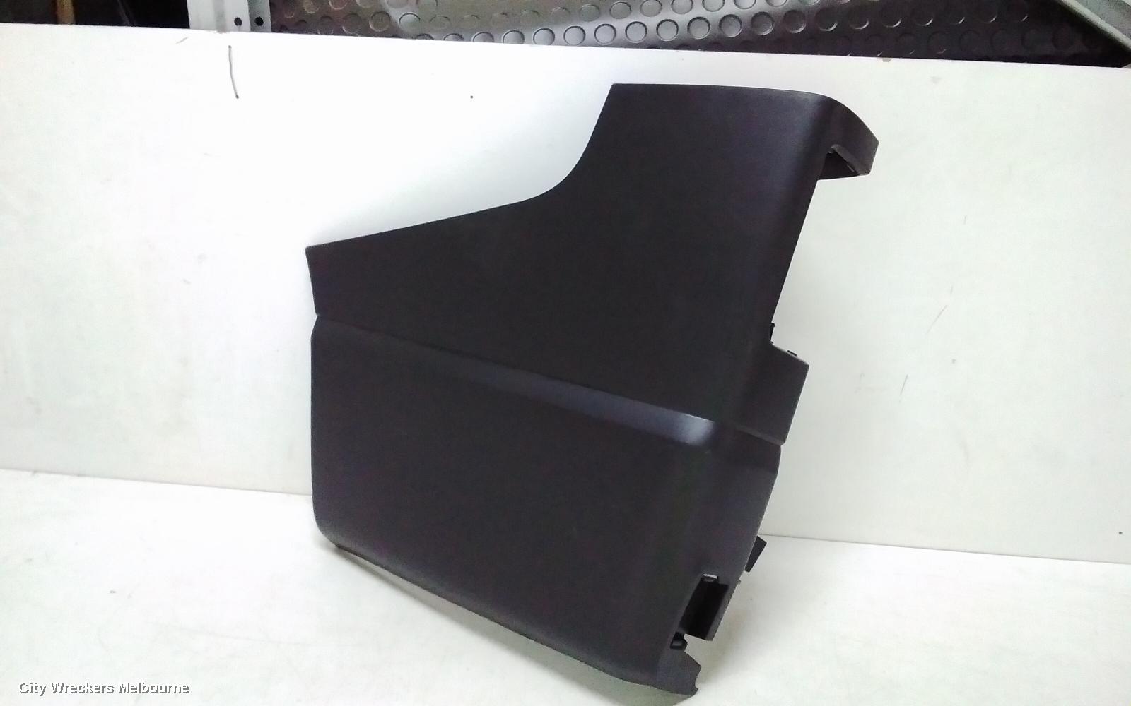 RENAULT TRAFIC REAR BUMPER, BUMPER BAR (LH SIDE), BLACK, X82, 01/2015 ONWARDS