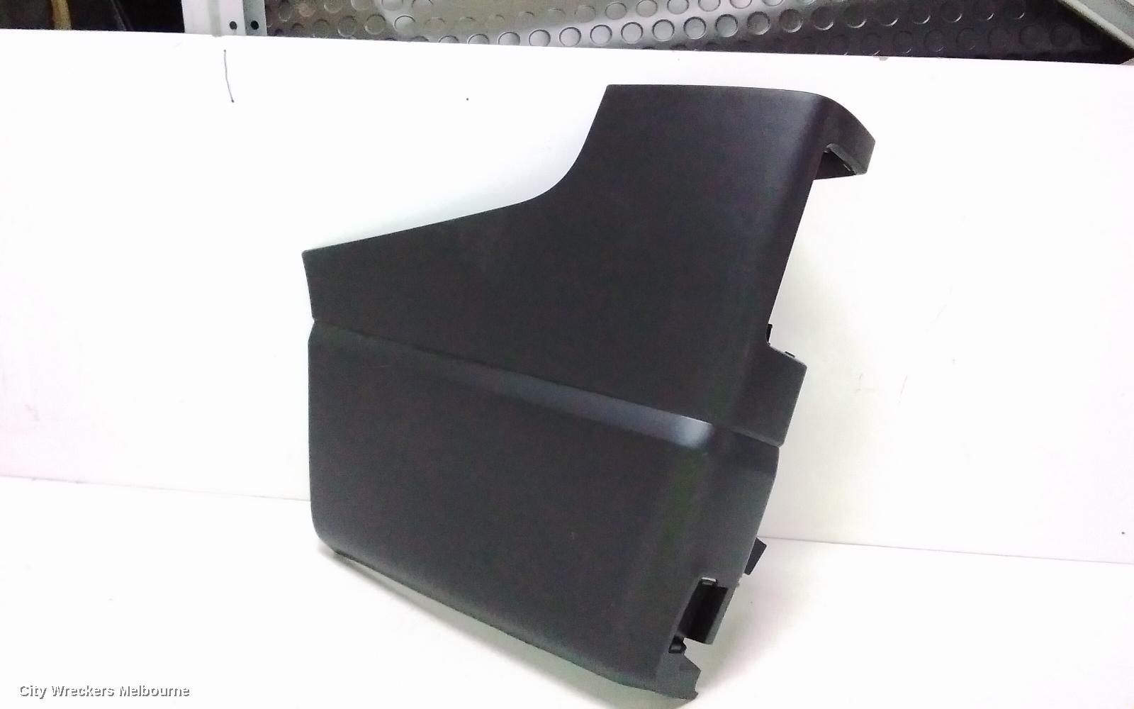 RENAULT TRAFIC REAR BUMPER, BUMPER BAR (LH SIDE), BLACK, X82, 01/2015 ONWARDS