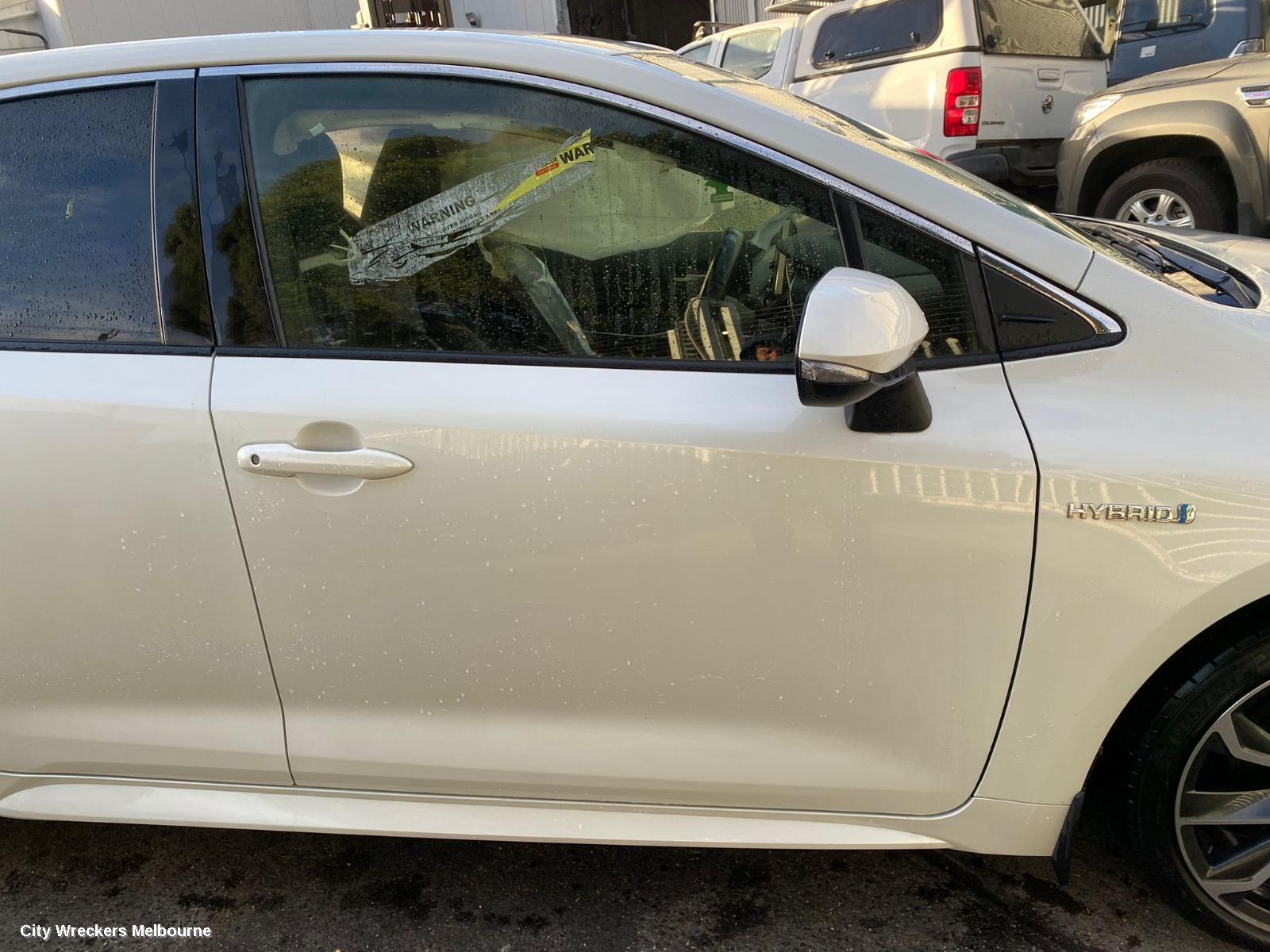 TOYOTA COROLLA DOOR HANDLE, E210, RH FRONT, INNER, 07/2018 ONWARDS