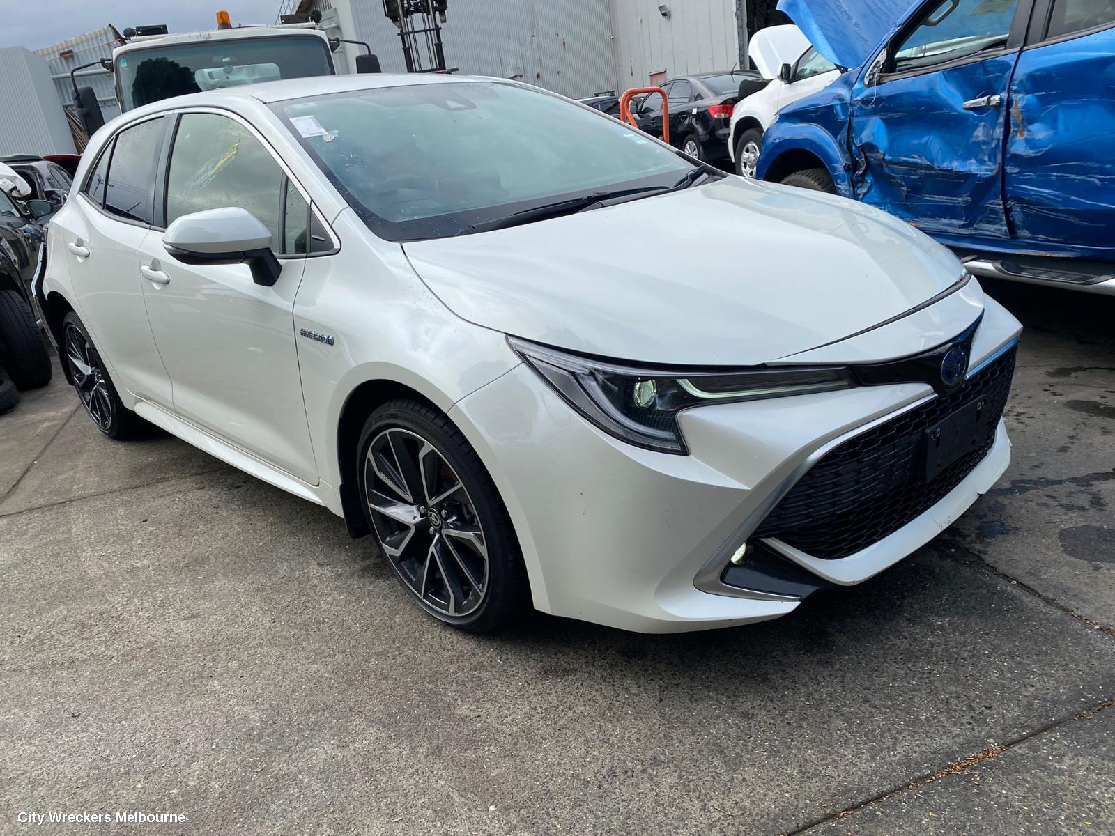 TOYOTA COROLLA DOOR HANDLE, E210, RH FRONT, INNER, 07/2018 ONWARDS