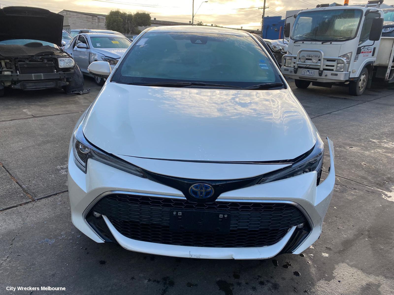 TOYOTA COROLLA DOOR HANDLE, E210, RH FRONT, INNER, 07/2018 ONWARDS