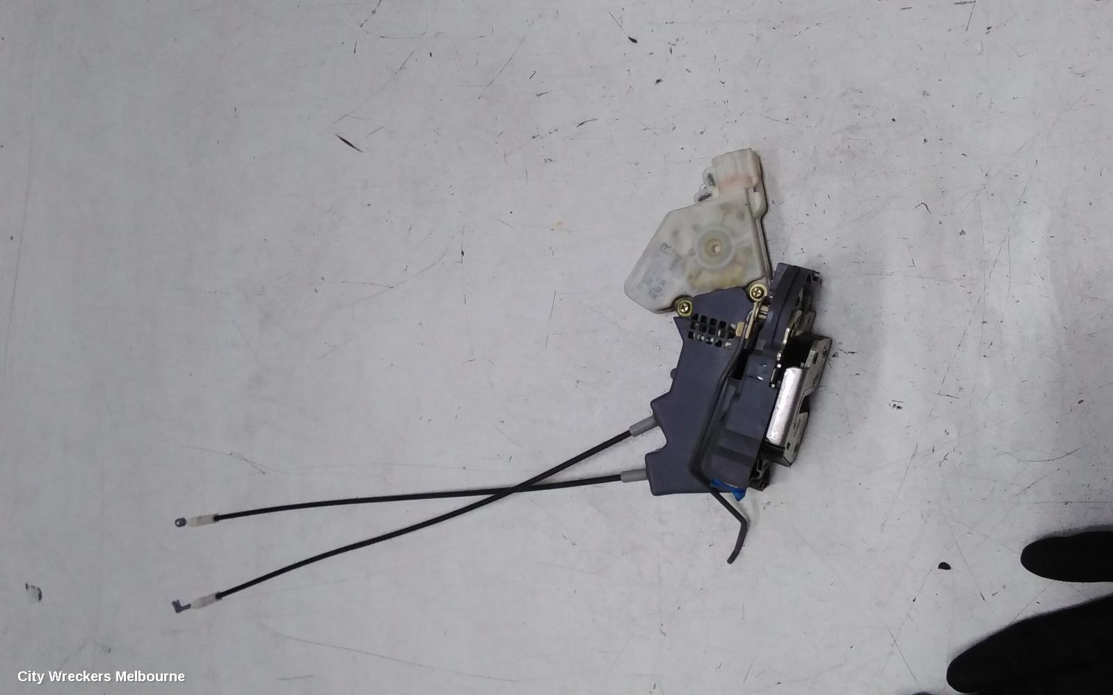 NISSAN ELGRAND DOOR/BOOT/GATE LOCK, RIGHT FRONT DOOR LOCK, E51, 05/2002 - 12/2010
