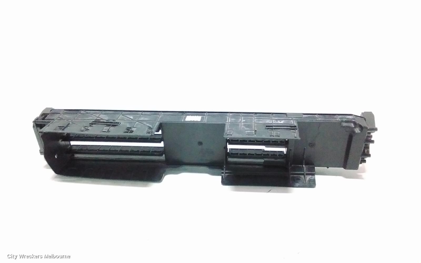 HYUNDAI SANTA FE GRILLE, MX5, ACTIVE GRILLE SHUTTER, 11/2023 ONWARDS