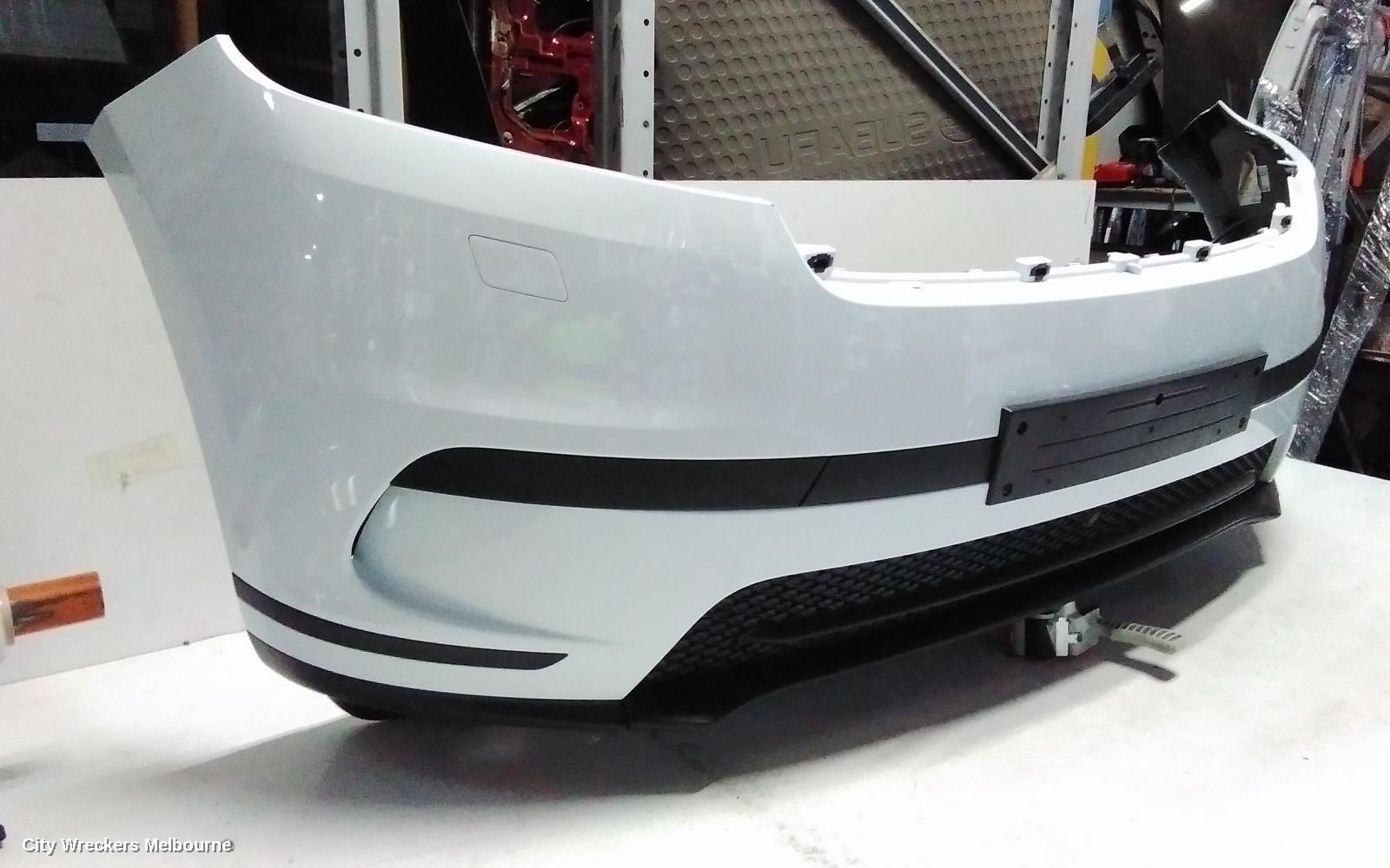 LAND ROVER RANGEROVER VELAR FRONT BUMPER, L560, 05/2017 ONWARDS