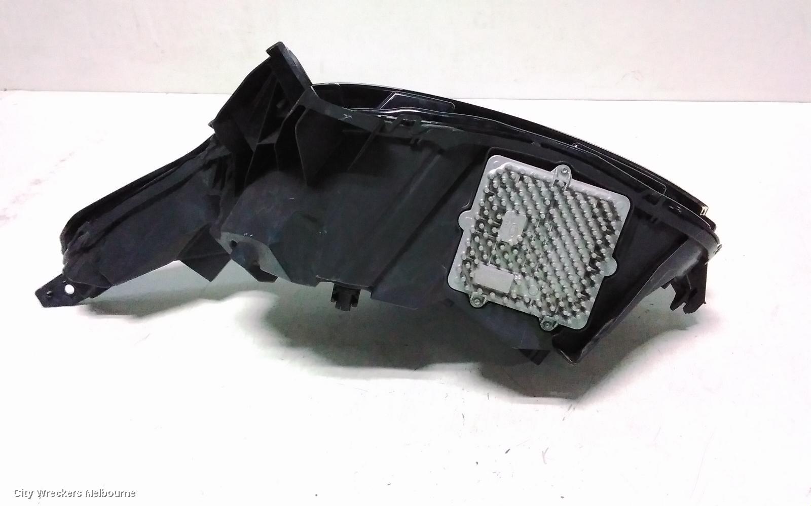 LAND ROVER RANGEROVER VELAR RIGHT HEADLAMP, L560, W/ LED TYPE, W/ DATYTIME RUNNING LAMP, 05/2017 - 12/2019