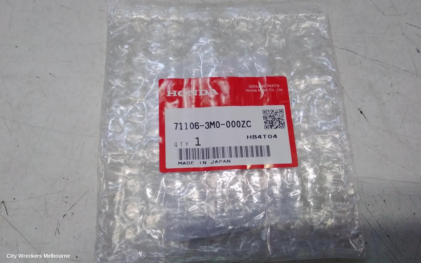 HONDA HRV BATTERY TRAY, RU, 12/2014 - 10/2021