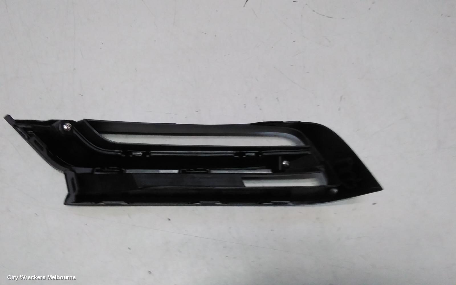 HONDA HRV RIGHT INDICATOR/FOG/SIDE, BUMPER FOGLAMP SURROUND, RV, 12/2021 ONWARDS