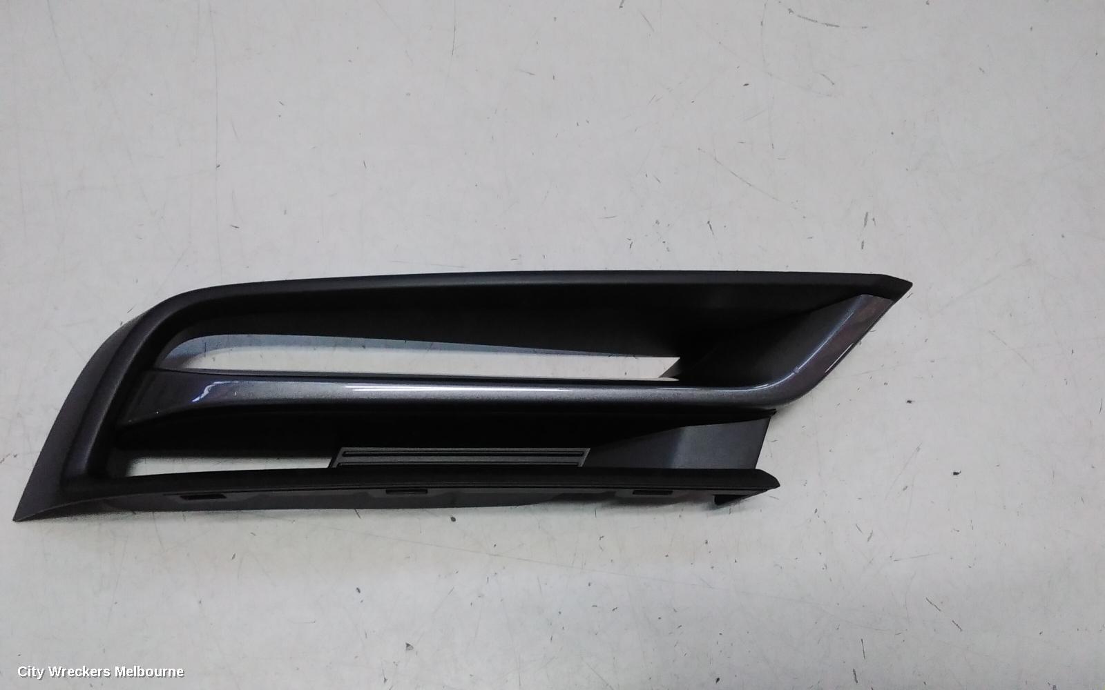 HONDA HRV RIGHT INDICATOR/FOG/SIDE, BUMPER FOGLAMP SURROUND, RV, 12/2021 ONWARDS
