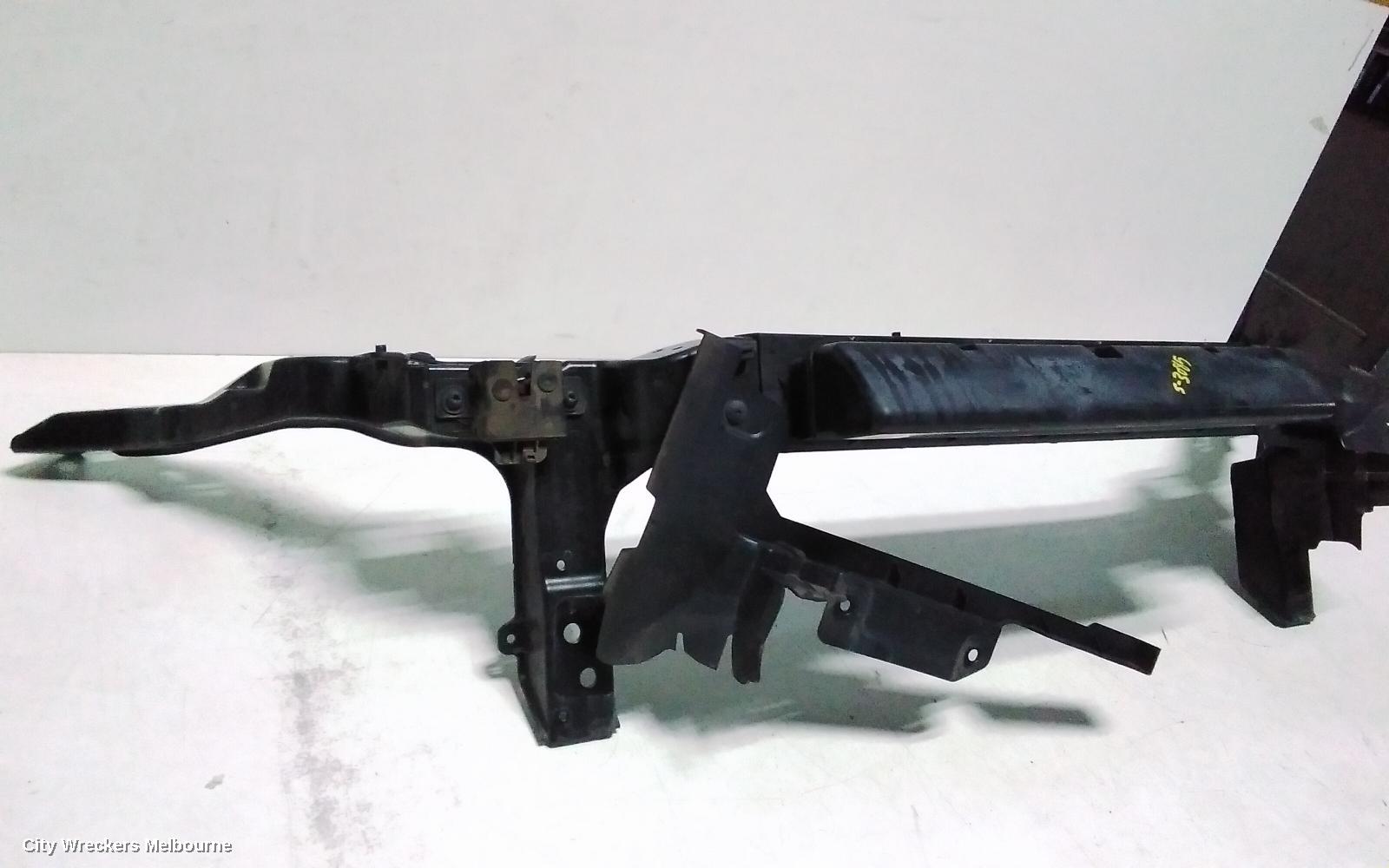 LAND ROVER RANGEROVER VELAR RADIATOR SUPPORT, L560, 05/2017 ONWARDS