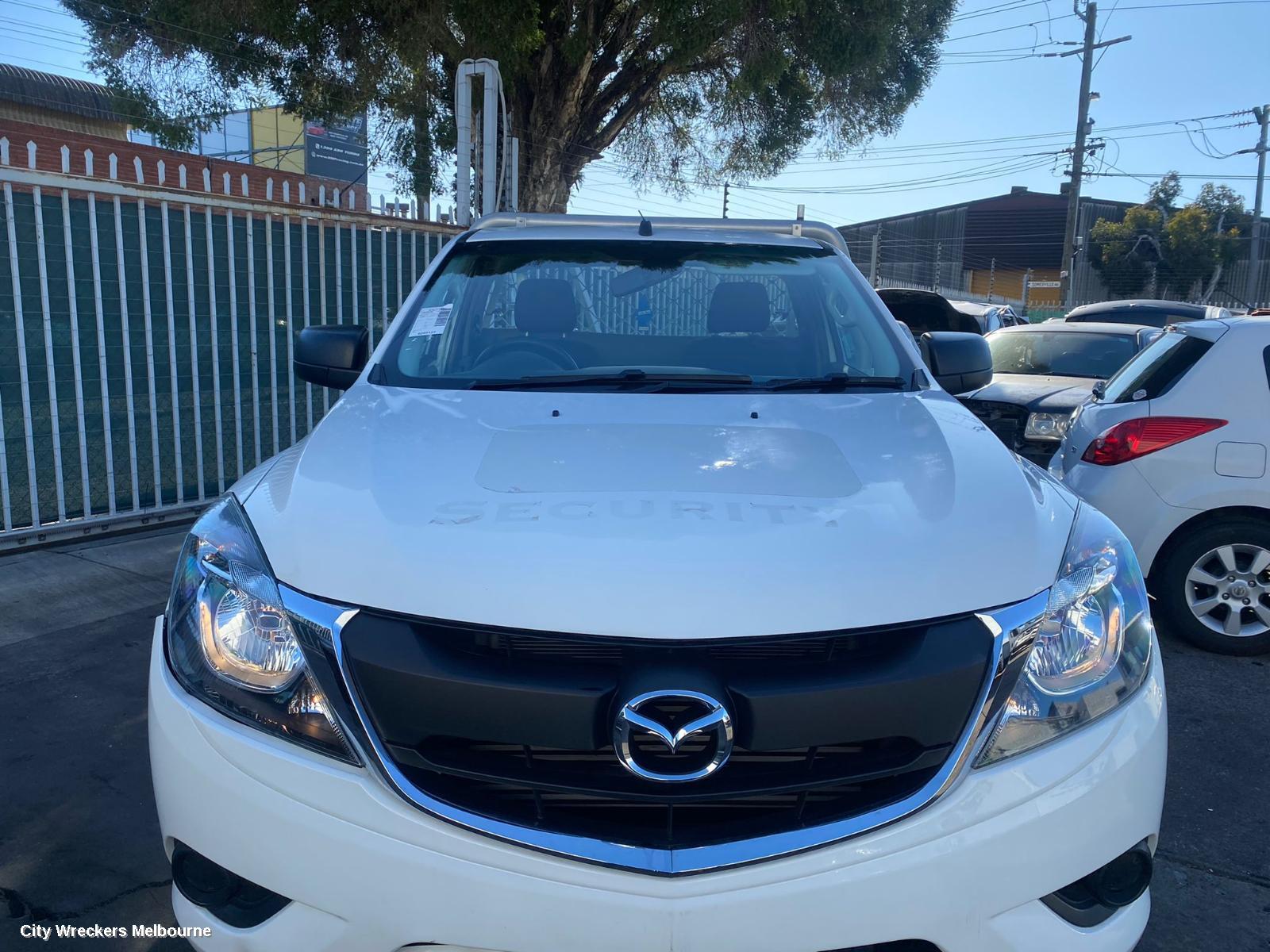 MAZDA BT50 OWNERS HANDBOOK, UP-UR, 10/2011 - 06/2020