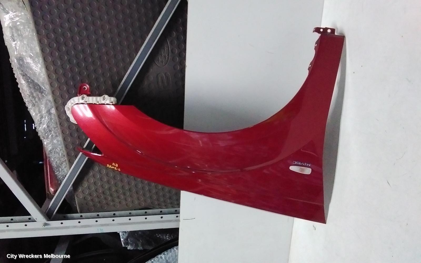 MITSUBISHI OUTLANDER RIGHT GUARD, W/ FLASHER (REPEATER) TYPE, ZG, 11/2006 - 09/2009