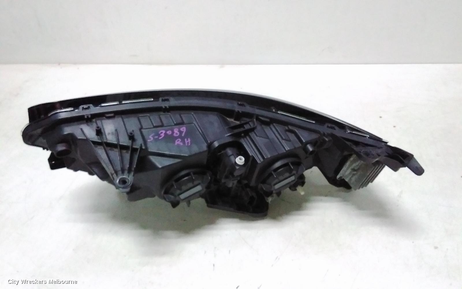 RENAULT KALEOS RIGHT HEADLAMP, XZG, W/ HALOGEN TYPE, 05/2016 - 05/2019
