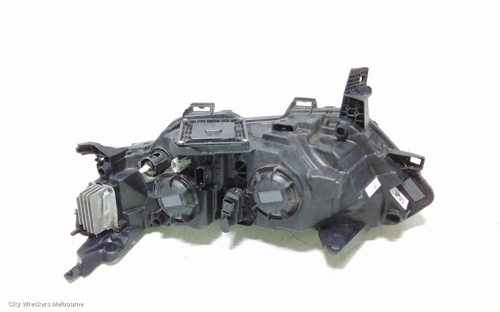 RENAULT KALEOS RIGHT HEADLAMP, XZG, W/ HALOGEN TYPE, 05/2016 - 05/2019