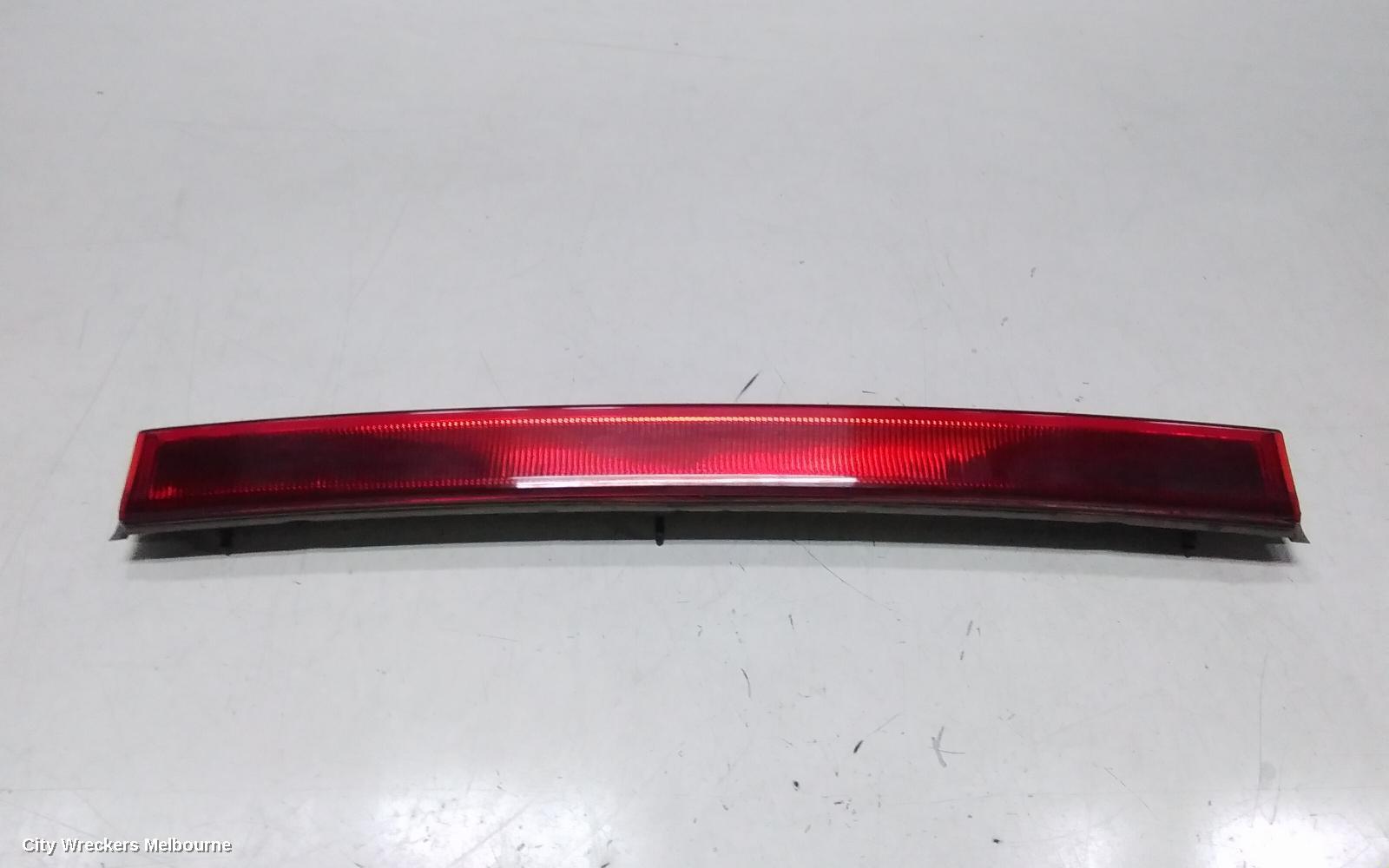 TOYOTA ESTIMA REAR GARNISH, TAILGATE LAMP (CENTRE), LENS# 28-194, RED, XR50, 05-19 (IMPORT)