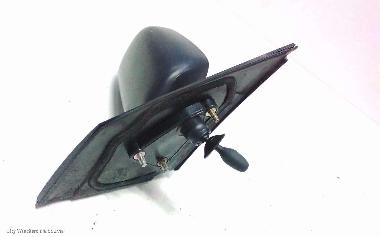 TOYOTA ECHO RIGHT DOOR MIRROR, NCP10R, MAN, 10/1999 - 09/2005