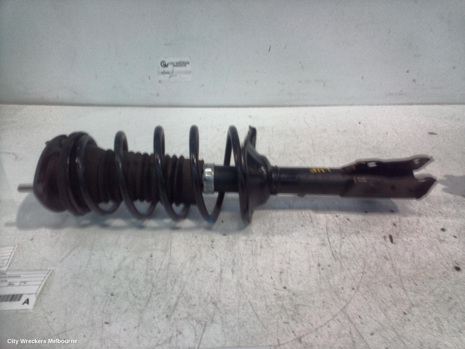 TOYOTA ECHO LEFT FRONT STRUT, 3DR/5DR HATCH, NCP10R, 10/1999 - 09/2002