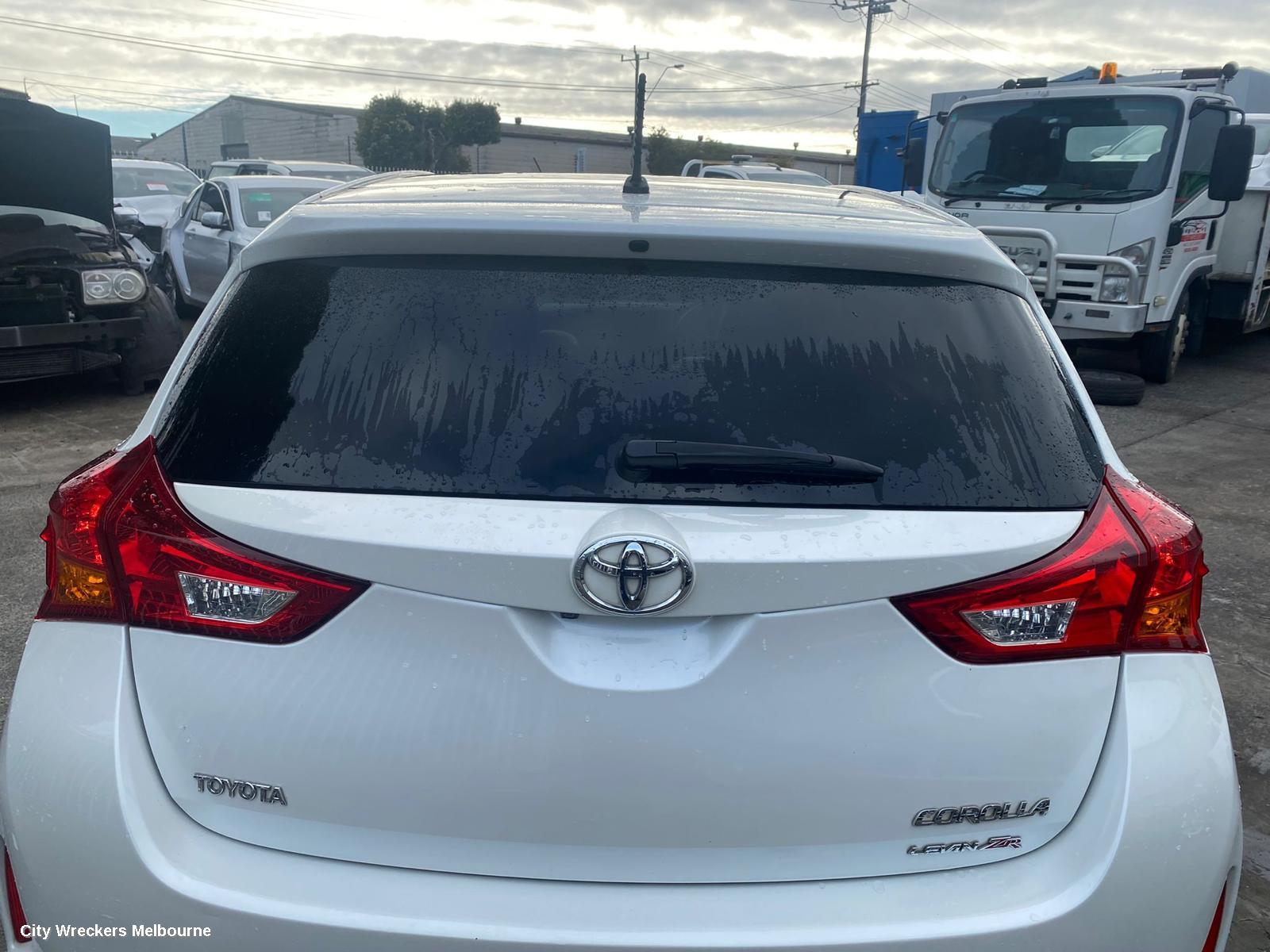 TOYOTA COROLLA LEFT TAILLIGHT, ZRE182R, HATCH, 10/2012 - 03/2015
