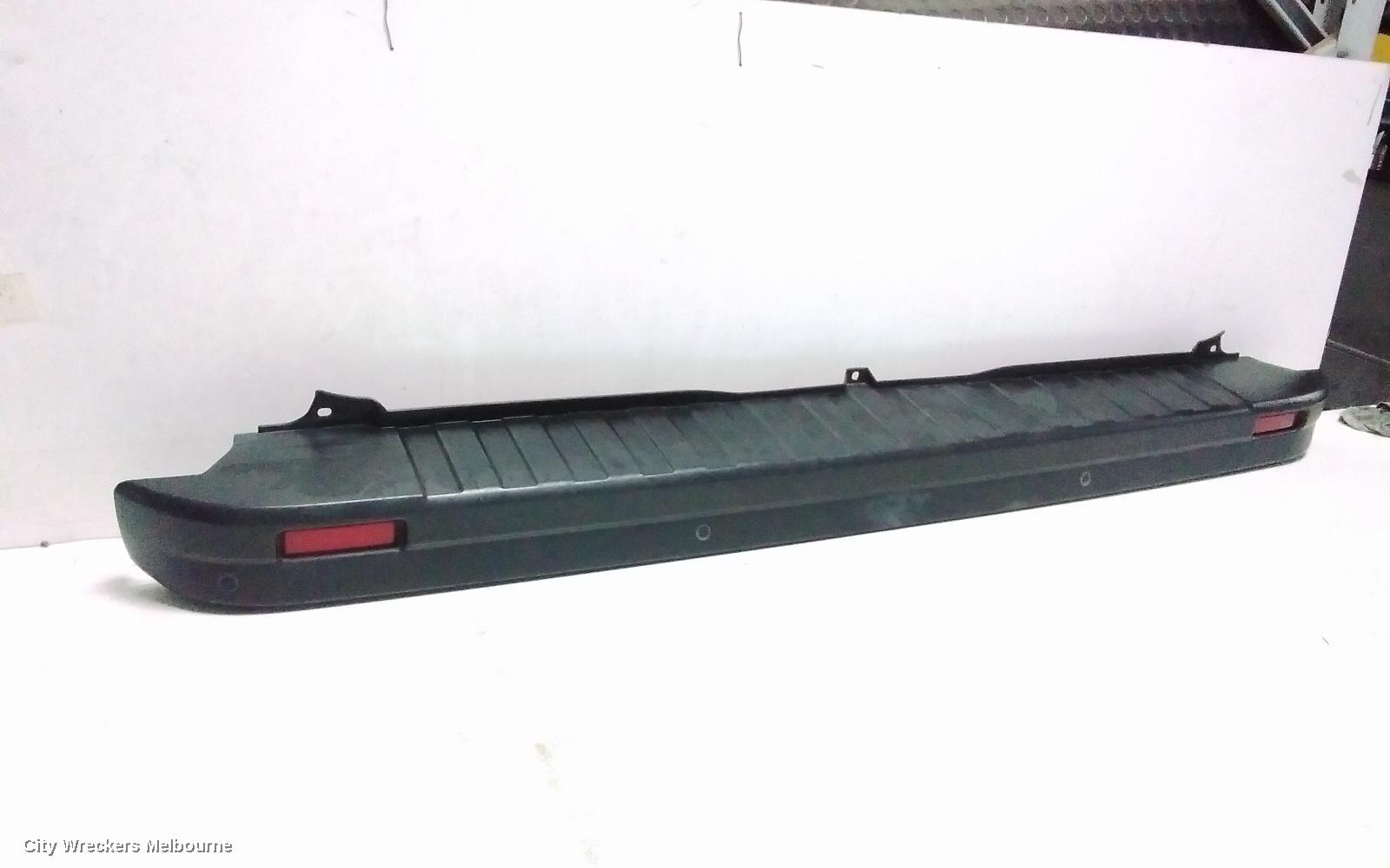 RENAULT TRAFIC REAR BUMPER, BUMPER BAR (CENTRE), X82, 01/2015 ONWARDS