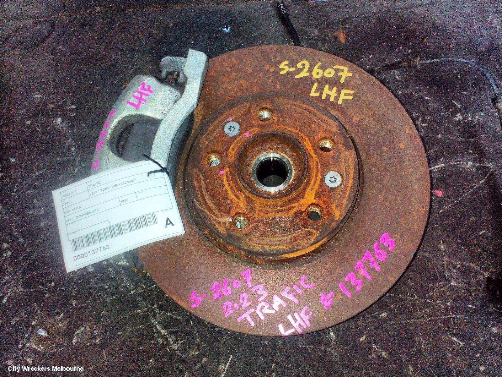 RENAULT TRAFIC LEFT FRONT HUB ASSEMBLY, X82, 01/2015 ONWARDS