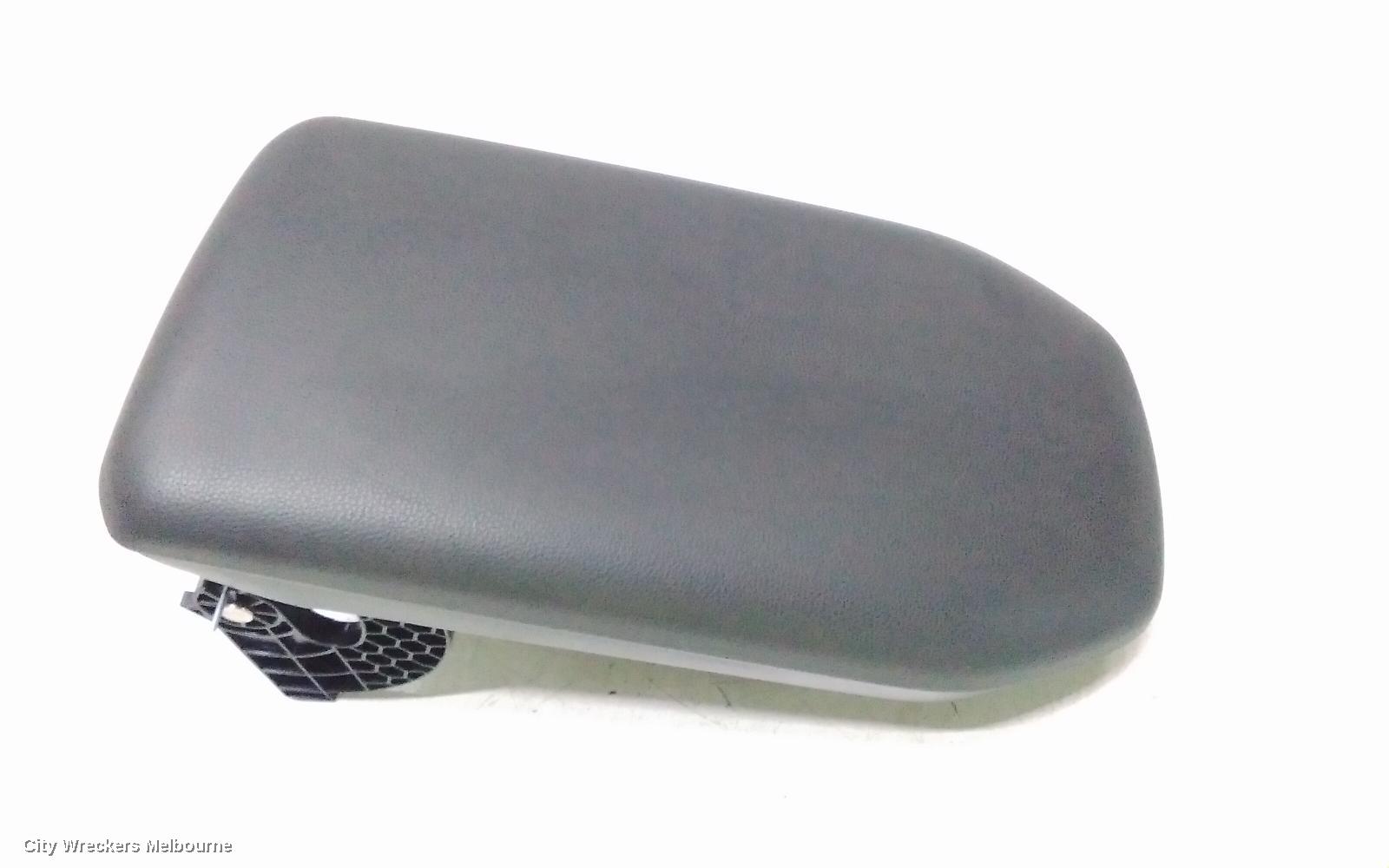 TOYOTA RAV4 CONSOLE, XA50, CONSOLE LID ONLY, VINYL, BLACK, 11/2018 - 12/2025