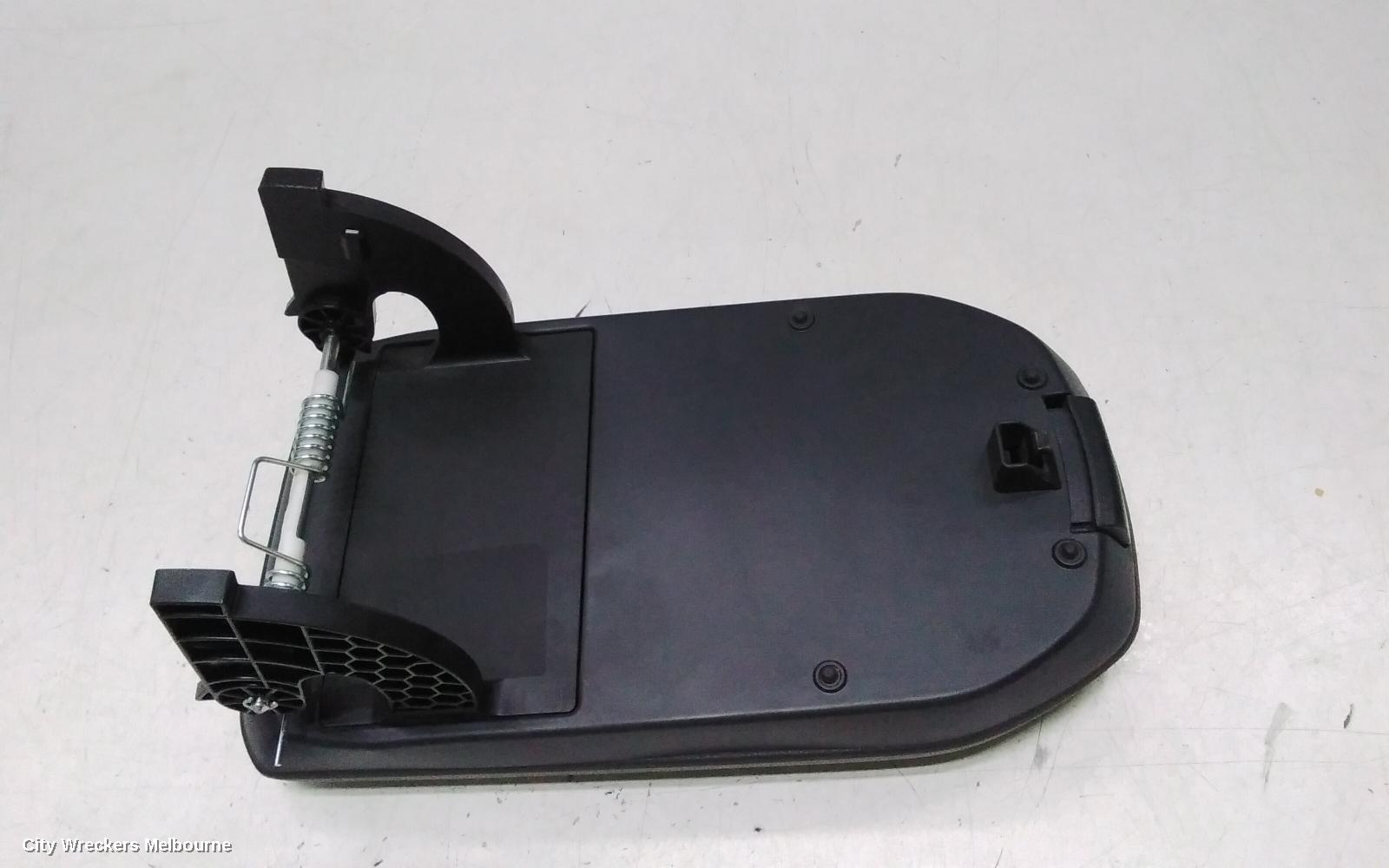 TOYOTA RAV4 CONSOLE, XA50, CONSOLE LID ONLY, VINYL, BLACK, 11/2018 - 12/2025