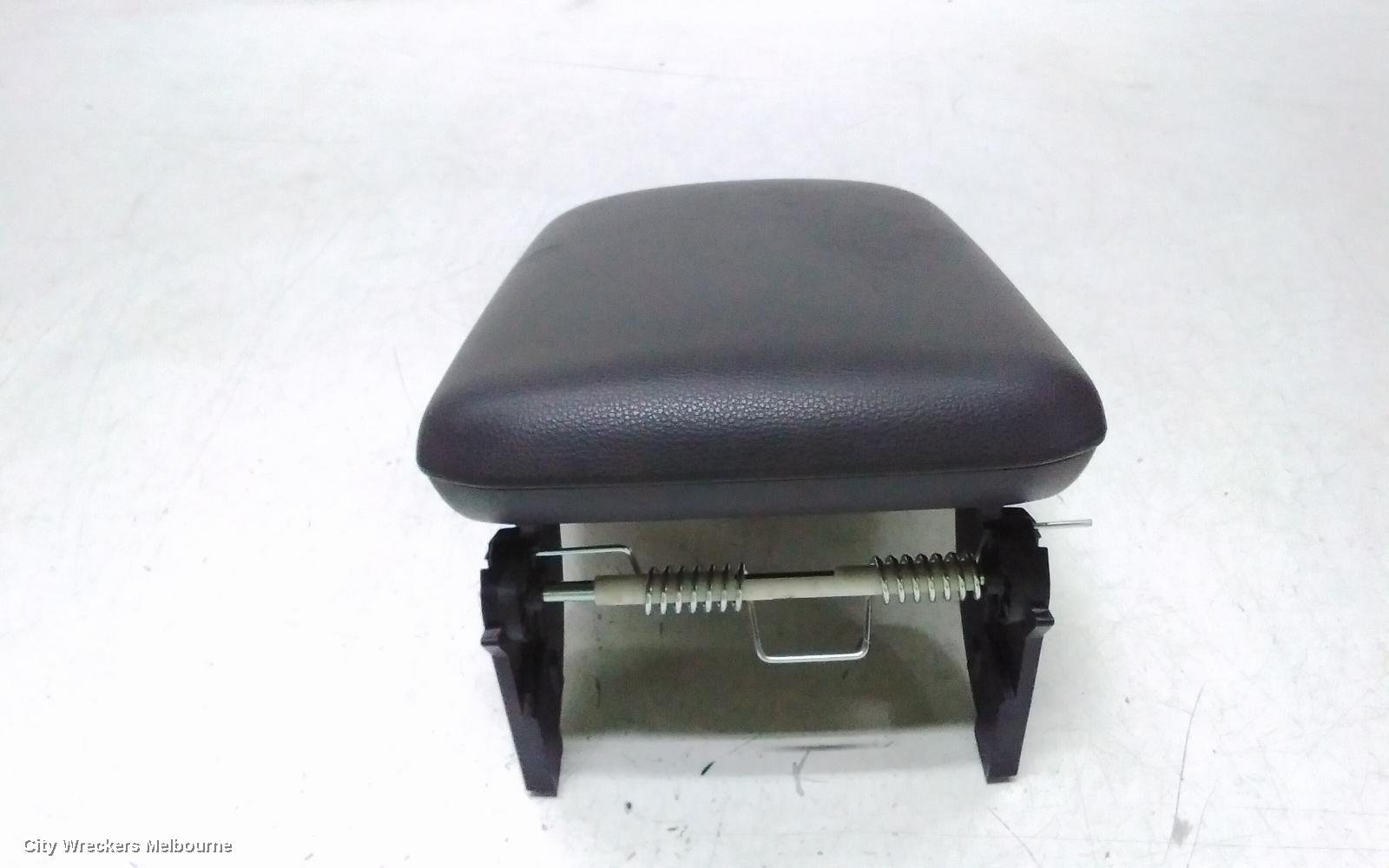 TOYOTA RAV4 CONSOLE, XA50, CONSOLE LID ONLY, VINYL, BLACK, 11/2018 - 12/2025